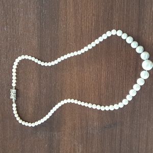 Vintage Light Gray Faux Pearl Necklace 19"